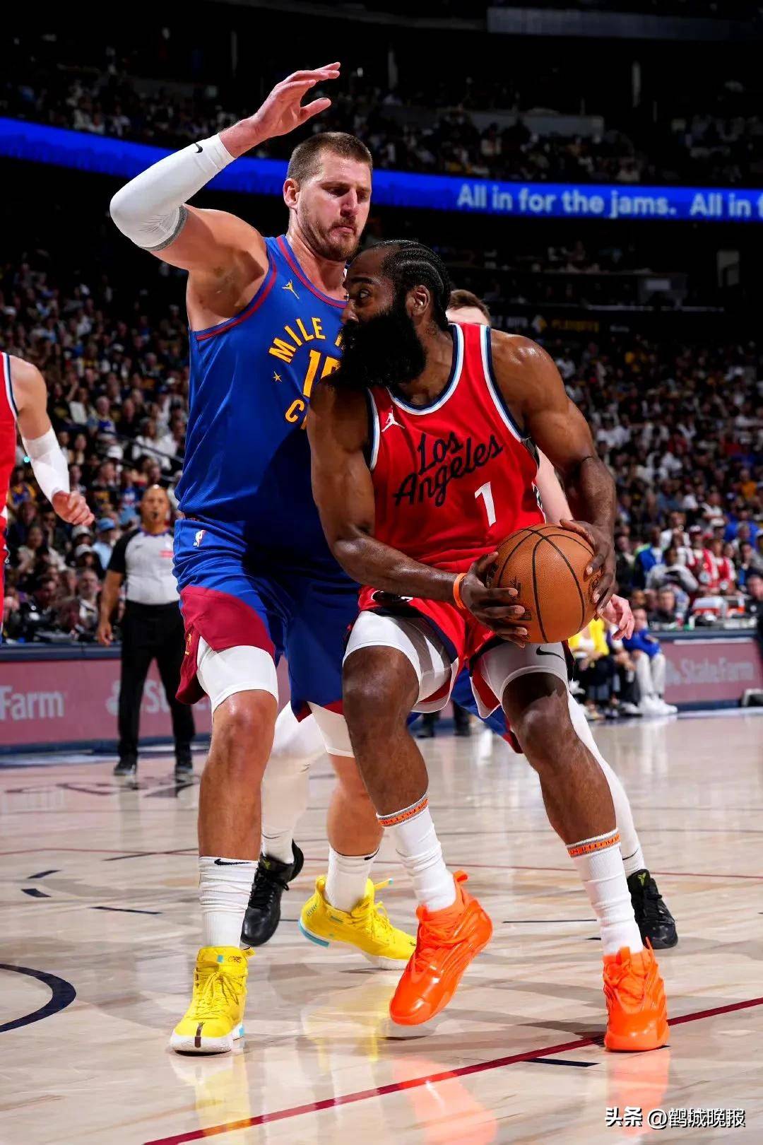 爱游戏官网-快船核心球员伤退，球队未来走势成疑，为什日本地方我们地区.